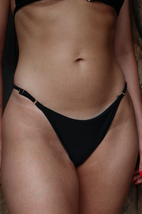 Elly bottom